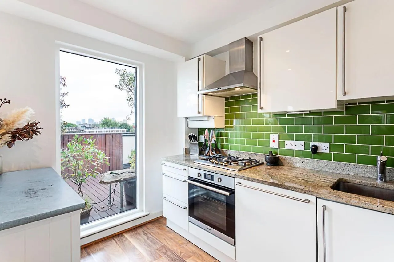 Apartment 3 Bed Luxury Penthouse In Shoreditch London