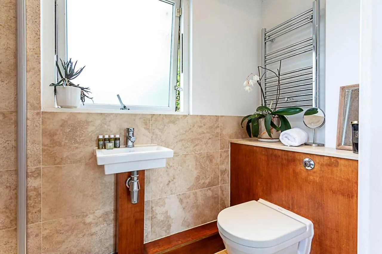3 Bed Luxury Penthouse In Shoreditch London Apartment