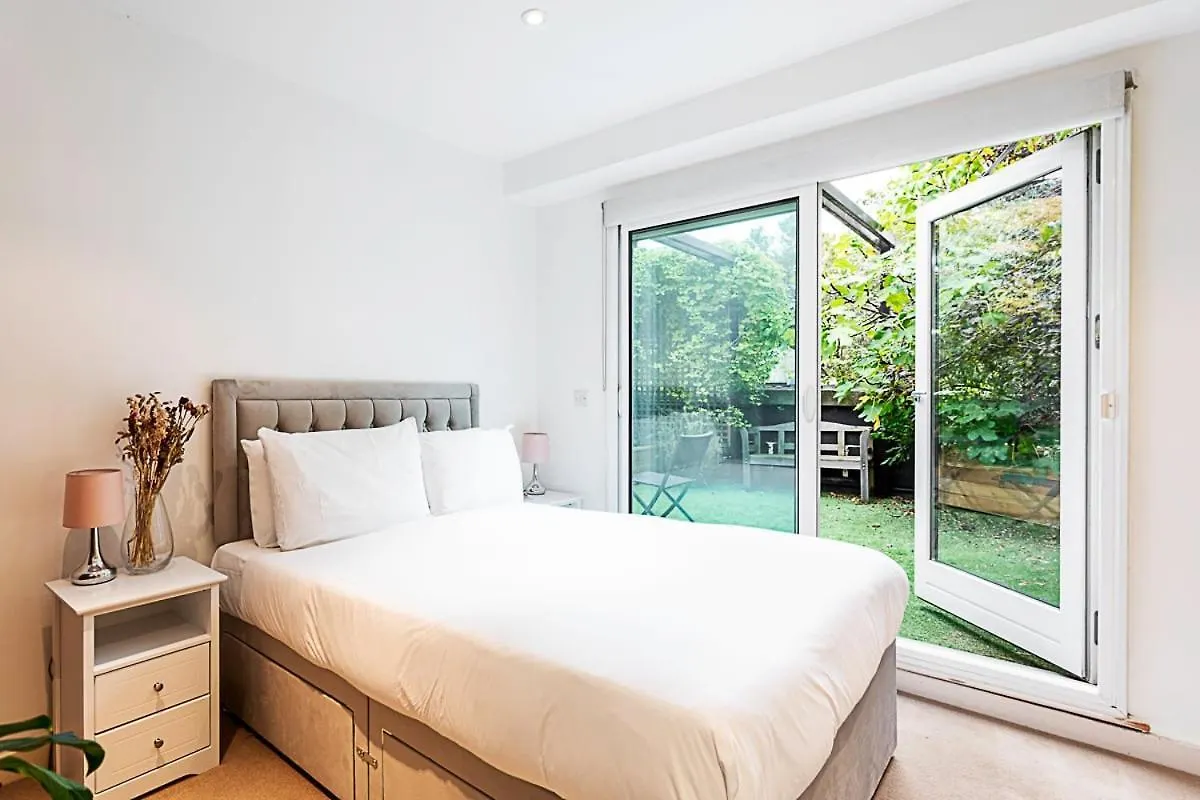 3 Bed Luxury Penthouse In Shoreditch London Apartment