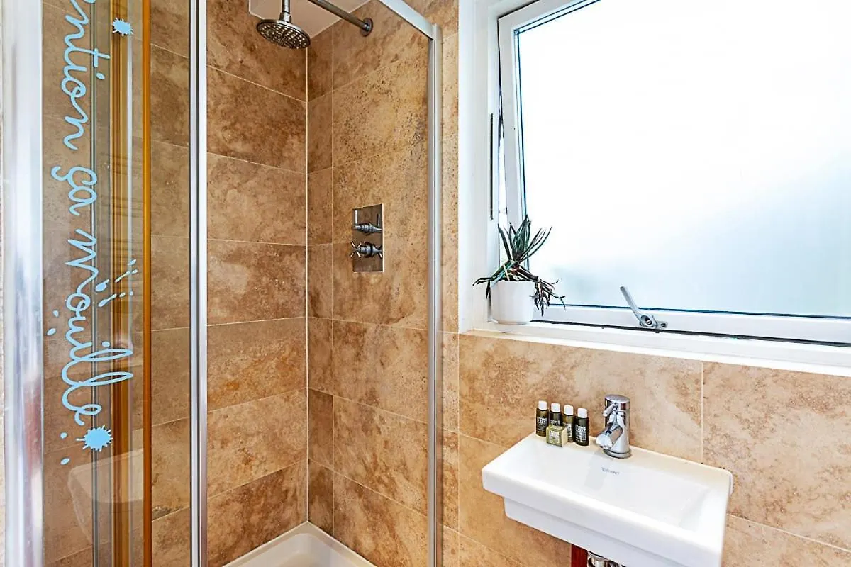 3 Bed Luxury Penthouse In Shoreditch London 0*,  United Kingdom